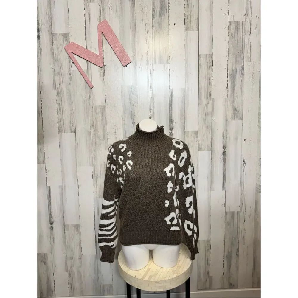 NINE WEST sweater size medium